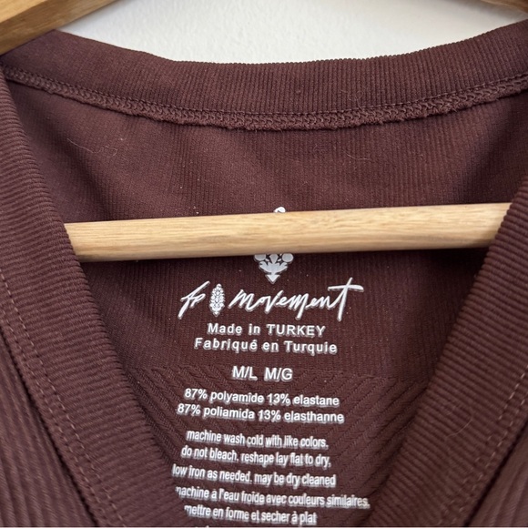 FREE PEOPLE FREE THROW MUSCLE TANK IN SEQOIA SIZE MEDIUM/LARGE - Picture 3 of 6